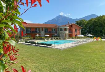 Residence Villa Paradiso has Balcony rooms