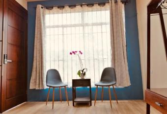 Lisa Loft Boutique Apartment allows 18 year olds to book a room