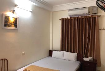 V A Motel has Balcony rooms