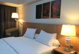 Apartment WR Louis Kienne Simpang Lima Semarang has Balcony rooms