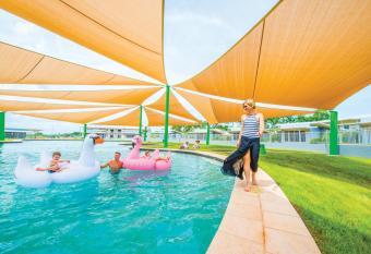 Club Tropical Resort Darwin allows 18 year olds to book a room