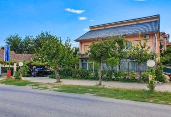 Sobi/Rooms/Zimmer has Balcony rooms