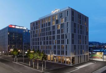 Stay KooooK Bern Wankdorf - Online Check In allows 18 year olds to book a room