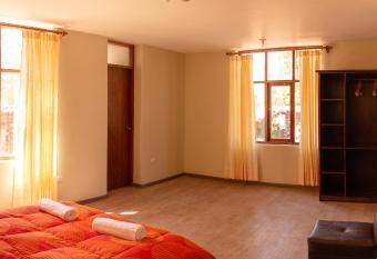 Allin Illary Eco Hospedaje has Balcony rooms