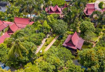 Ban Keaw Villas allows 18 year olds to book a room