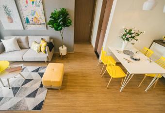 LUXURY APARTMENT VINHOMES SKYLAKE 5min to KEANGNAM allows 18 year olds to book a room