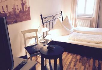 Dorfsch  nke allows 18 year olds to book a room