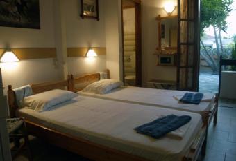 Mitsa allows 18 year olds to book a room