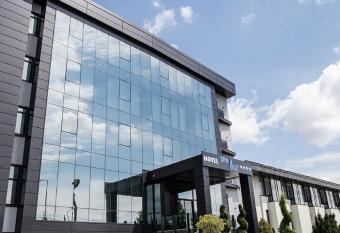 Hotel Spa Ice Resort allows 18 year olds to book a room