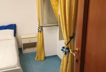 Stella di Mare allows 18 year olds to book a room