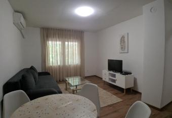 City Mid Mostar Apartment allows 18 year olds to book a room