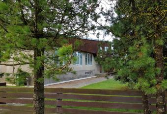 Viirpuu puhkemaja allows 18 year olds to book a room