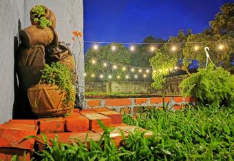 Airport Traveler s home has Balcony rooms