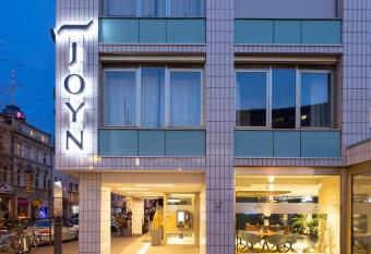JOYN Cologne - Serviced Apartments allows 18 year olds to book a room