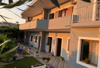 Green Garden Villa has Balcony rooms