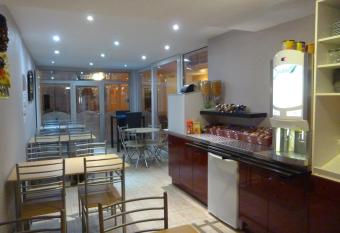 Hotel et R  sidence Chez Gino Le Touquet-Etaples has Balcony rooms