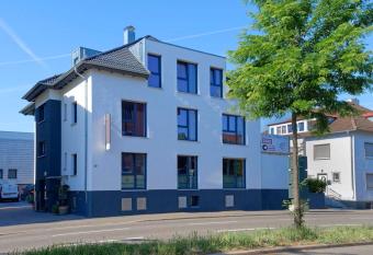 Heilbronner Hotel am sch  nen Theater has Balcony rooms