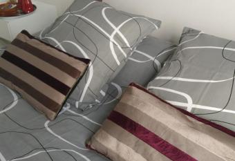 agn  s allows 18 year olds to book a room