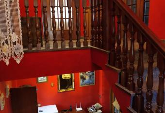 AFFITTACAMERE MINA has Balcony rooms