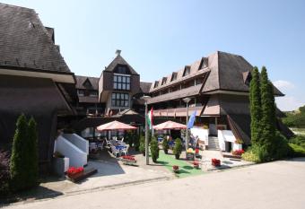 Viking Hotel has Balcony rooms