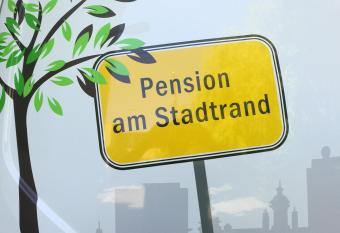 Pension Am Stadtrand allows 18 year olds to book a room