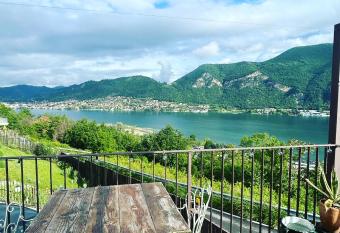 Casitamia b&b has Balcony rooms