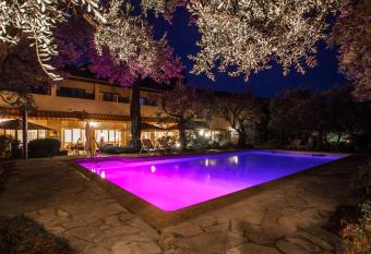 La Picholine allows 18 year olds to book a room