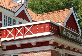 R  st  nga G  stgivarg  rd allows 18 year olds to book a room