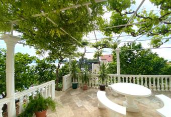 Apartments and Rooms Katarina has Balcony rooms