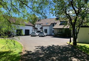 Treetops allows 18 year olds to book a room