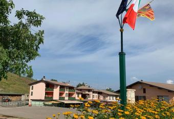 Hotel Edelweiss has Balcony rooms