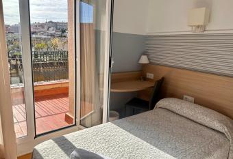 Can Setmanes by CozyCatalonia has Balcony rooms