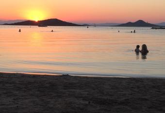 Zen Residence has Balcony rooms