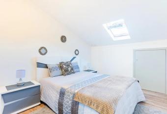 Imperial apartment 1, 2 e 3 has Balcony rooms