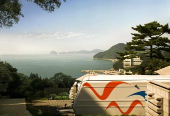 Tropical Dream Spa Caravan has Balcony rooms