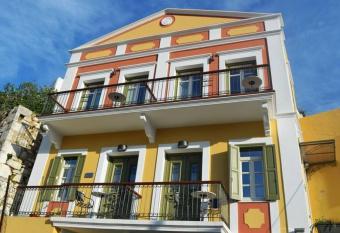 Thea has Balcony rooms