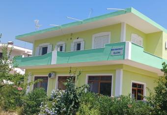 Apartamente Gleni allows 18 year olds to book a room