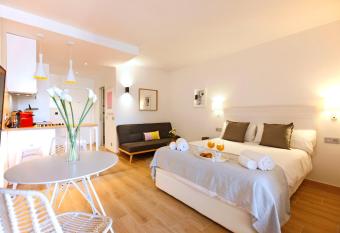 BenalBeach by Madflats Collection has Balcony rooms