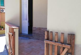 Casa vacanza has Balcony rooms