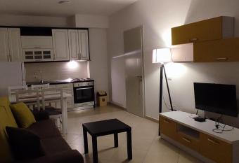 Sea Side Rental allows 18 year olds to book a room