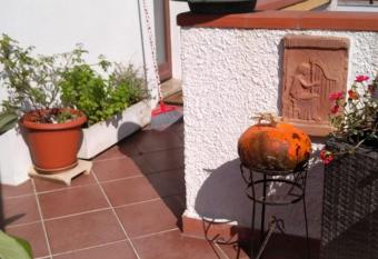 Casa Vacanze Rossi has Balcony rooms