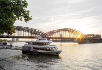 Prev  t Restaurant & Hotel has Balcony rooms