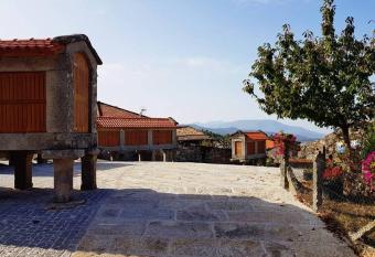 CASA DO SANTO has Balcony rooms