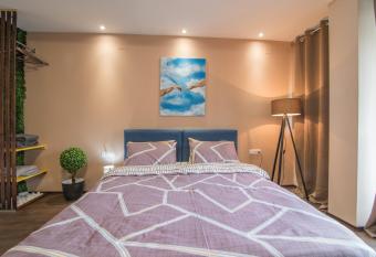 Vanilla Boutique Hotel has Balcony rooms