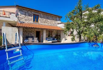 Rural holiday home Stankolina Opatija has Balcony rooms