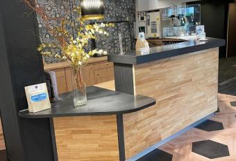 Kyriad Direct Limoges Nord allows 18 year olds to book a room