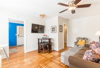 Modern Luxury 1 has Balcony rooms