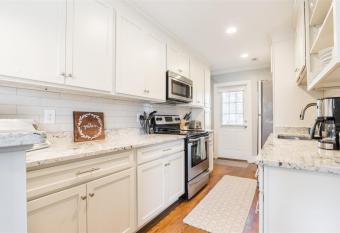 Modern Luxury has Balcony rooms