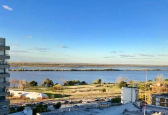 Apto Rosario vista al Rio has Balcony rooms