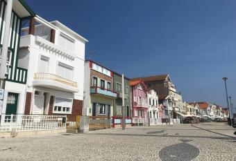 Captain Pisco s Palheiro - Great Location has Balcony rooms